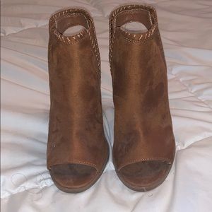 Brown suede ankle bootie